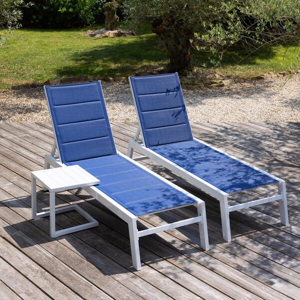 Happy Garden Set 2 Bains de Soleil Barbados en textilène Bleu et Aluminium Blanc + Table d'appoint. Transat d'extérieur Multi Position.