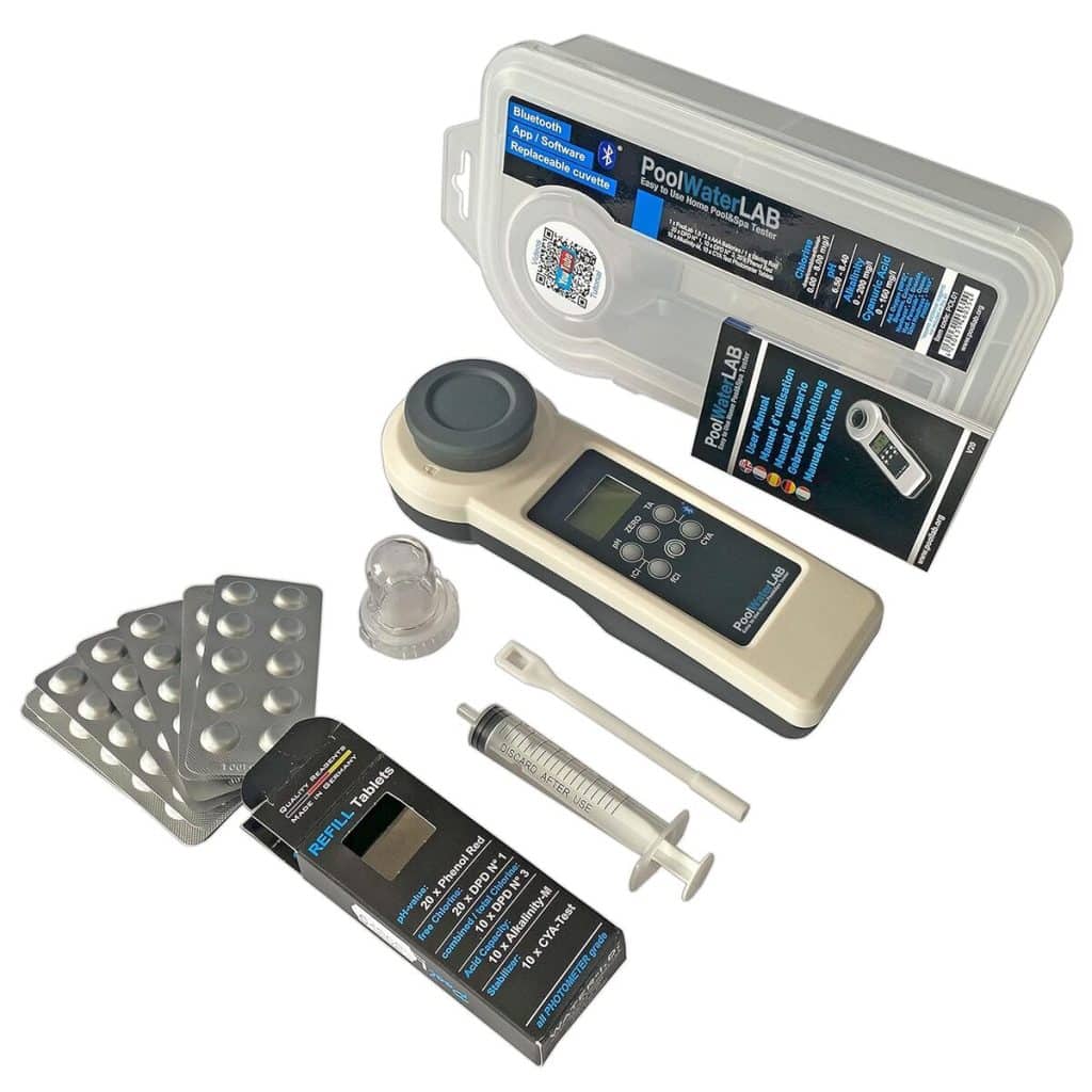 Test du testeur électronique PoolLab 1.0 : précision et accessoires inclus
