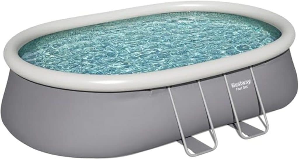 Test de la piscine Bestway ovale Fast Set 549 x 366 cm avec filtration