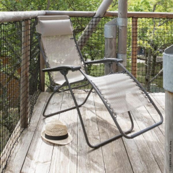 LAFUMA MOBILIER - Fauteuil Relax Zéro Gravité RSXA - Chaise Longue Pliante Terrasse et Jardin - Toile Batyline Résistante - Transat Multiposition, Tout Confort, Fabriqué en France - Gris FONTE