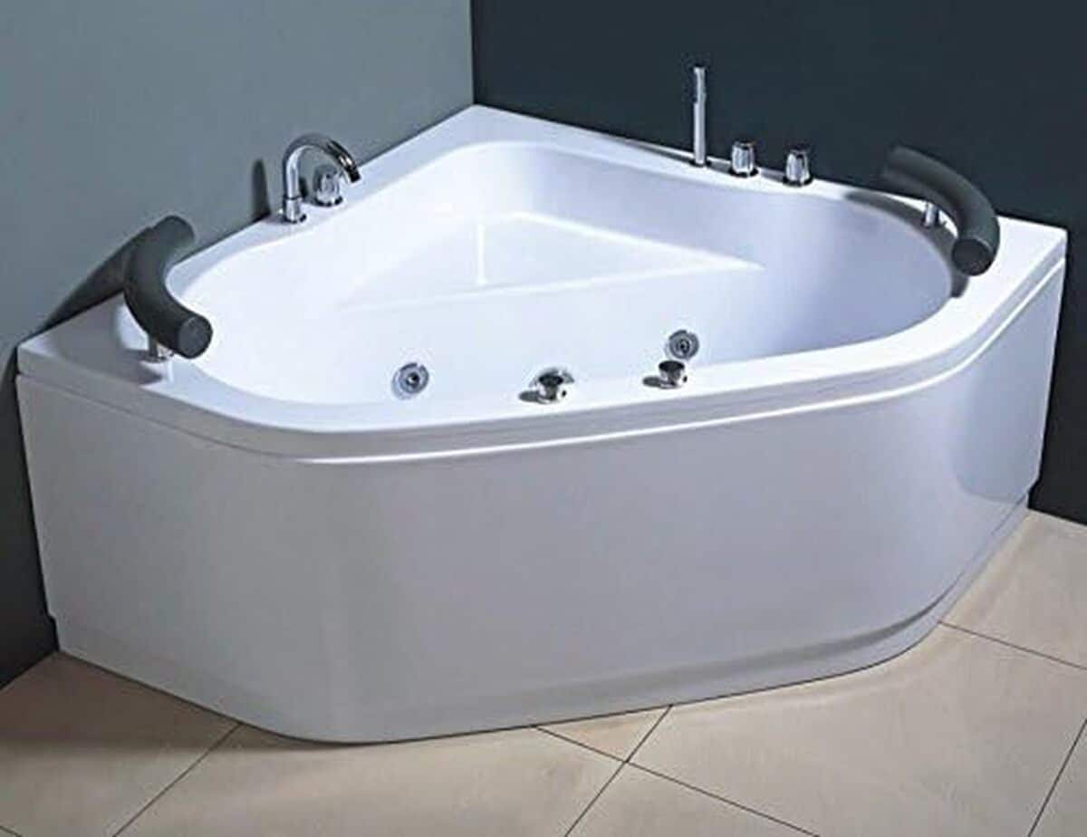 Test baignoire Bagno Italia : confort à deux avec 8 jets