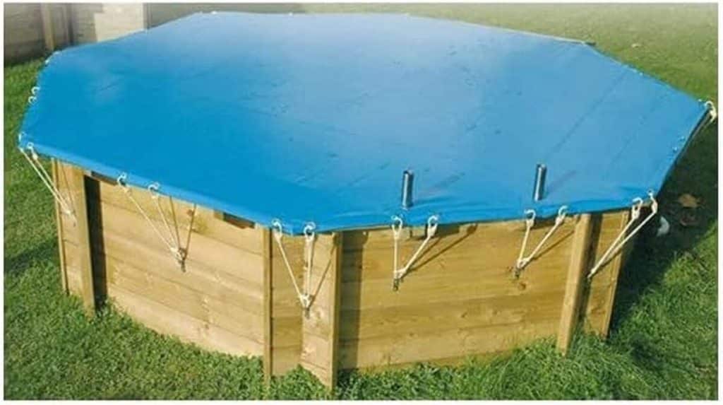 Test de la couverture d'hivernage pour piscine bois Nortland Ubbink