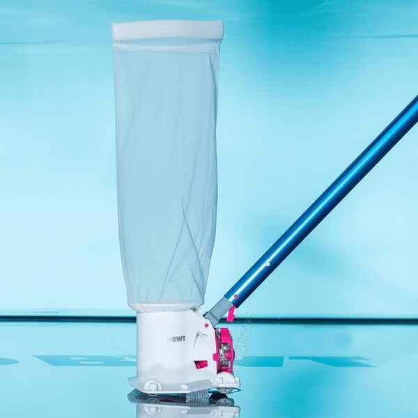 BWT aspirateur Piscine BC40 | Nettoyage Efficace des piscines Hors Sol et des piscines jusqu'à 25 m³ | Fonctionnement sans Fil avec Une liberté de Mouvement maximale | Puissance d'aspiration élevéeA