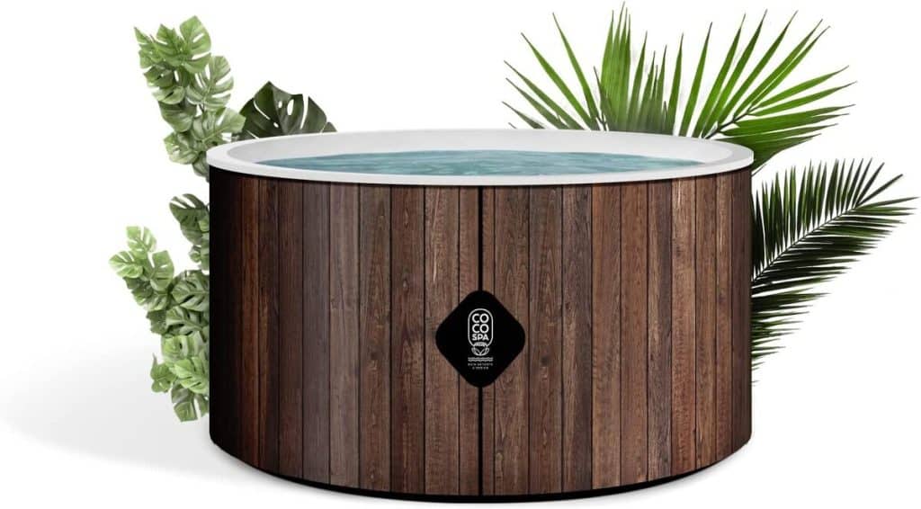 Test du spa gonflable Coco Spa Helsinki : moteur 2240 W et 140 jets de massage