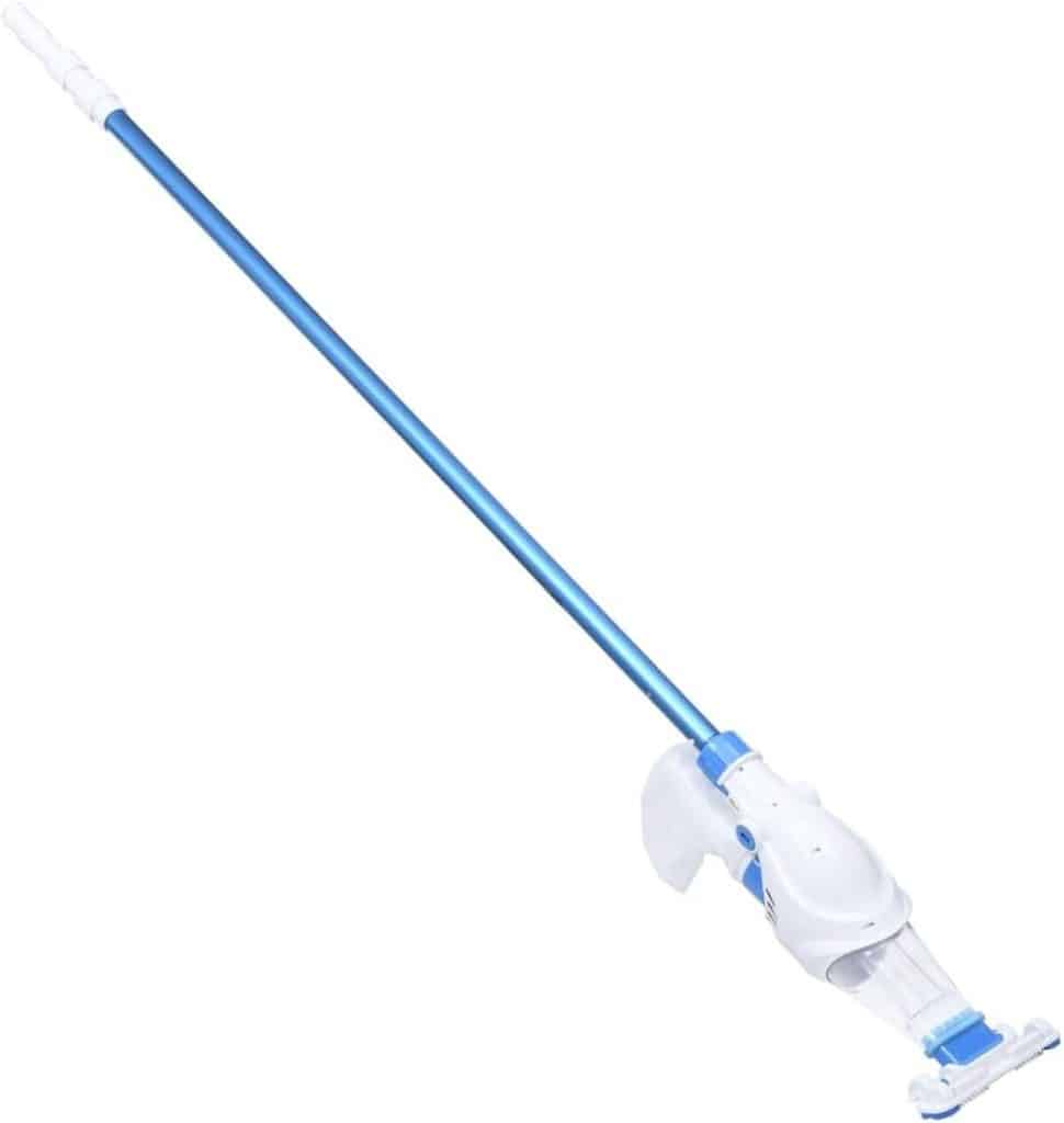 Test vidaXL : aspirateur piscine hors sol 11, 1 V en action