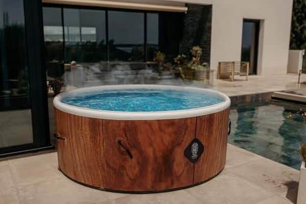 Découvrez le spa gonflable Coco Spa Tahiti à travers notre test complet : confort optimal, puissance exceptionnelle, caractéristiques, entretien, prix et avis détaillés pour un choix éclairé