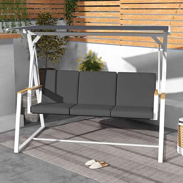 Découvrez notre test détaillé de la balancelle jardin 3 places Outsunny : un havre de paix alliant confort, style et durabilité pour vos moments de détente en extérieur.