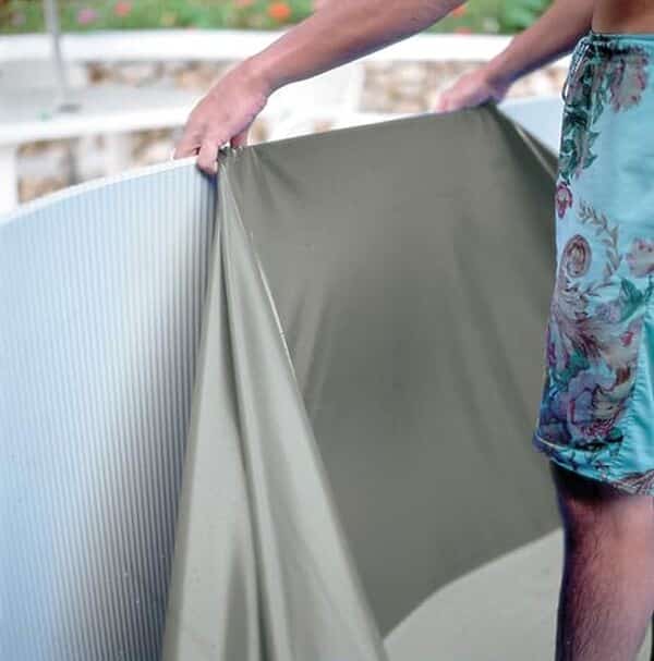 Explorez les avantages du liner Gris Gre SP738GF : le choix idéal pour votre piscine ovale hors-sol de 730 x 375 cm. Installation facile, durabilité et style moderne au rendez-vous.