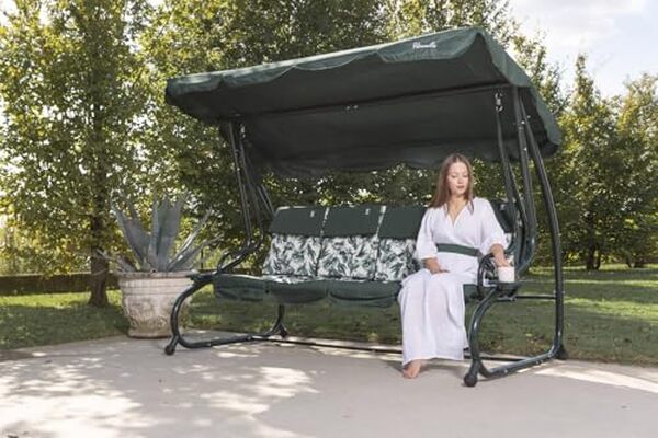 Découvrez notre test complet de la balancelle Mizar : confort optimal et options d'inclinaison pour profiter pleinement de votre espace extérieur. Idéale pour se détendre au jardin.